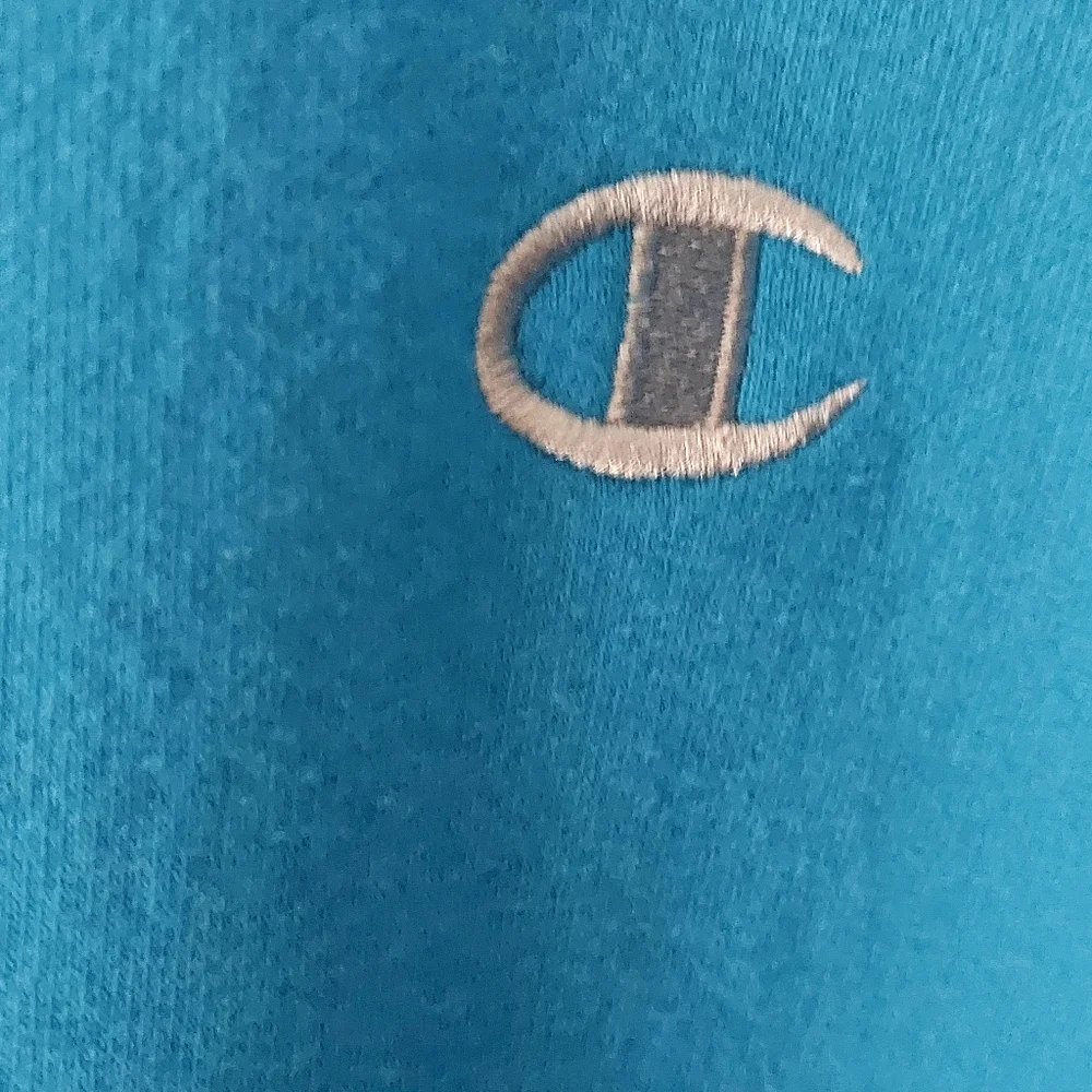 Champion Sweatshirt - Picture 3 of 7